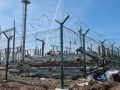 Ограждение объектов энергетики Готовым Забором с барьером безопасности и Егозой